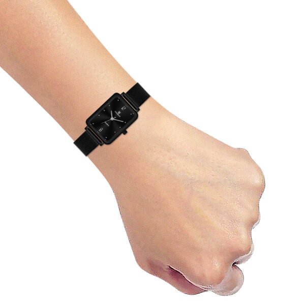 Tenmax Black Aura Collection Quartz 1043 Elegant Black Dial Black Analog Watch For Women