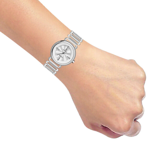 Tenmax Steeluxe Quartz Analog F027 Silver Dial Steel Metal Watch For Girls